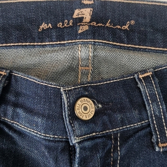 7 For All Mankind Crop Dojo Capri Jeans - Picture 6 of 9